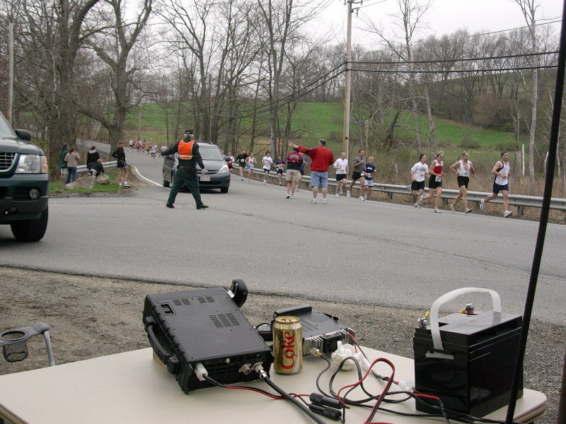 runners pass checkpoint 15